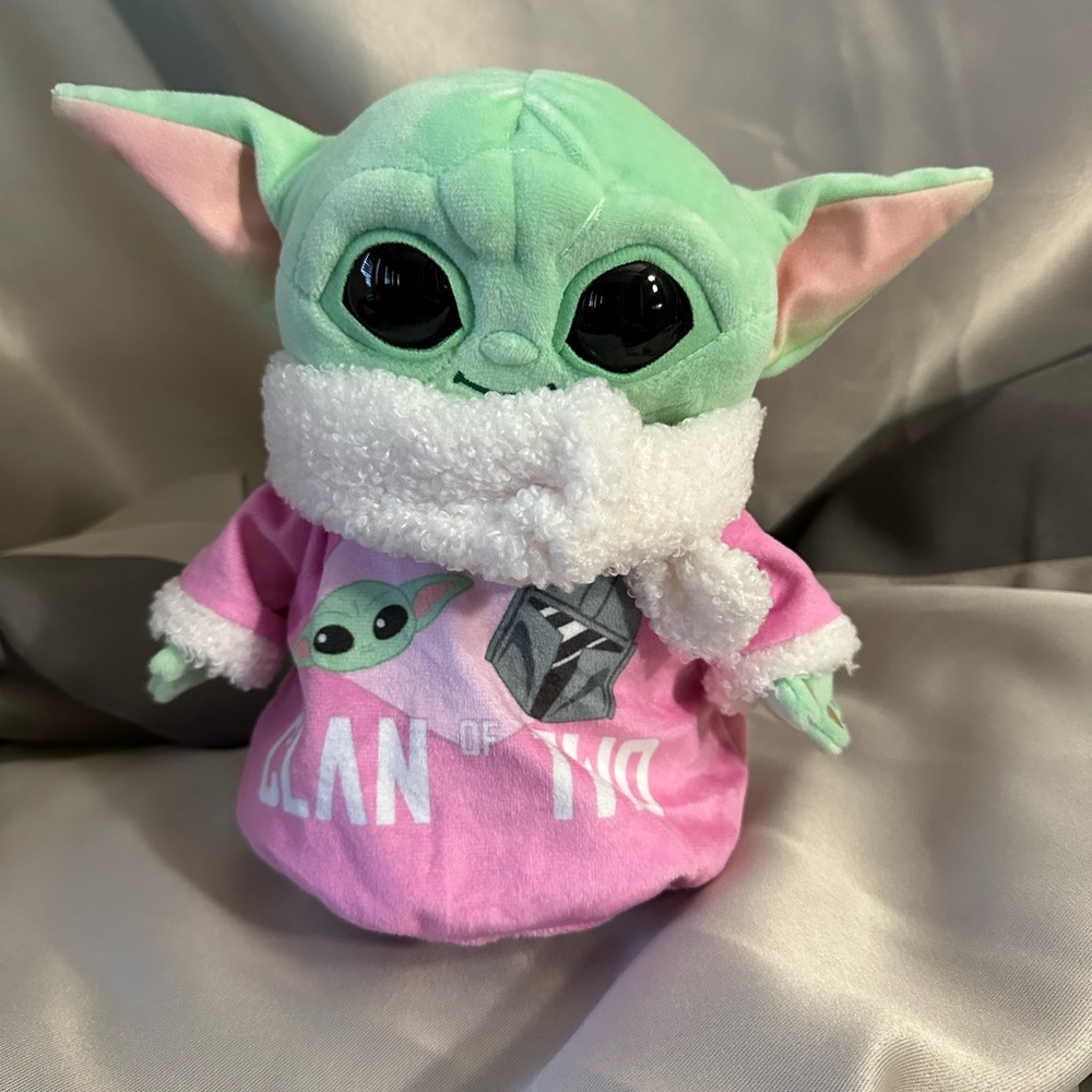 NWT Grogu plush